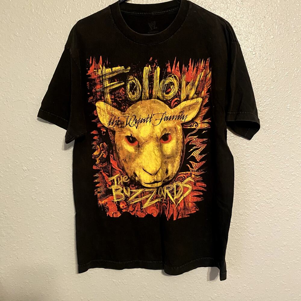 Mens Large Follow the buzzards Wyatt Wrestling black short sleeve Tshirt top - Picture 4 of 4